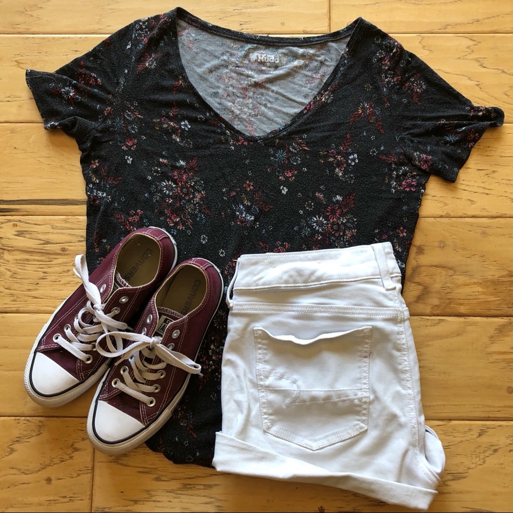 CONVERSE Maroon Chucks